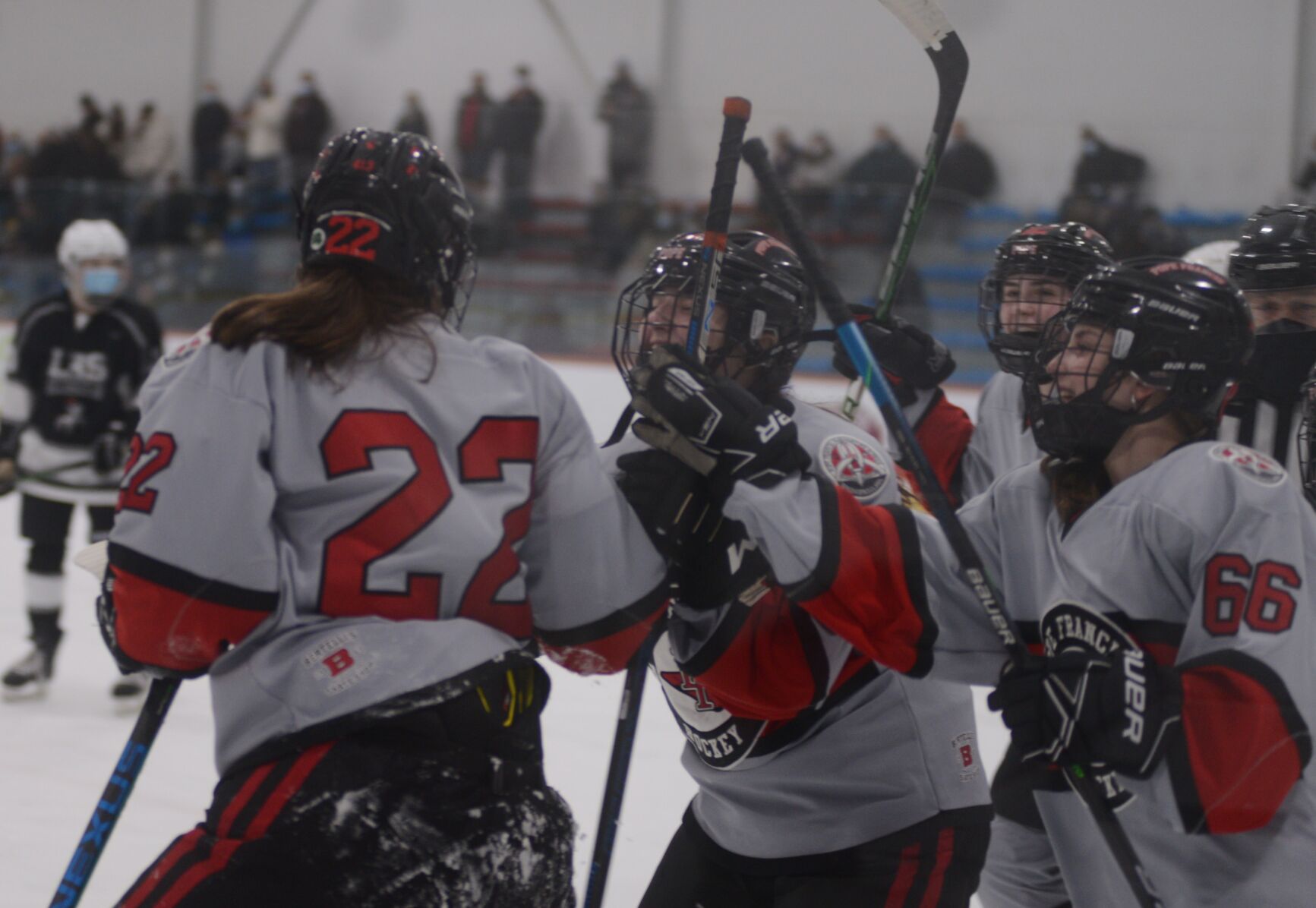 Cardinals chase Alfonso after a goal